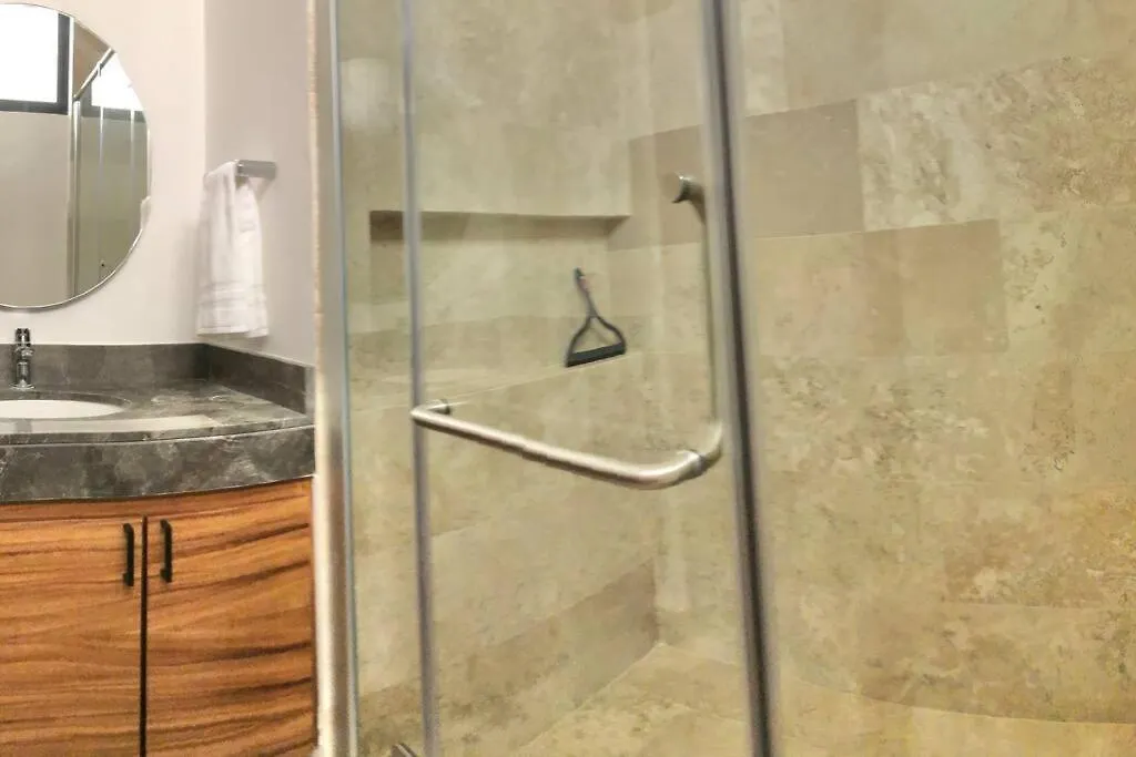 Vakantiehuis Casa Camilla, Bright, Spacious And Comfortable Villa Playa del Carmen
