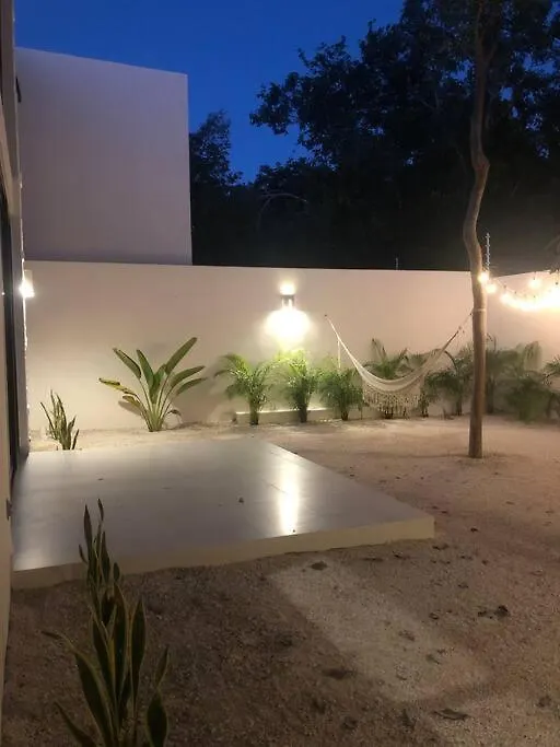 Casa Camilla, Bright, Spacious And Comfortable Villa Playa del Carmen Vakantiehuis